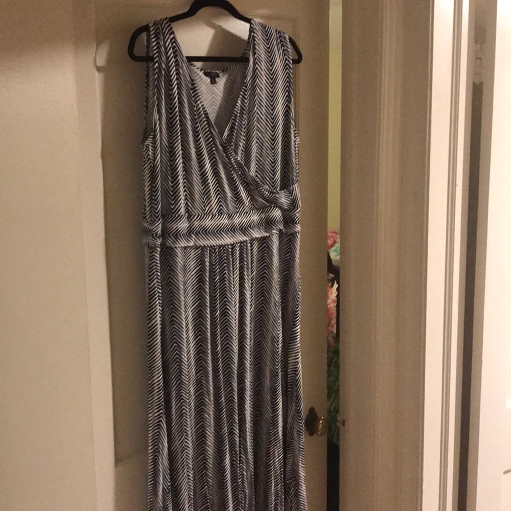 Talbots Navy and White Maxi Dress